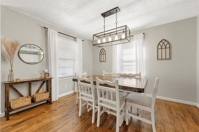 216 Avenue I, Lacy Lakeview, TX 76705