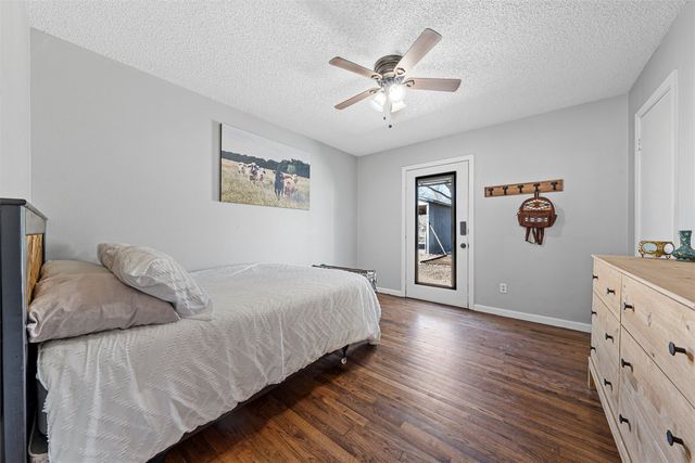216 Avenue I, Lacy Lakeview, TX 76705