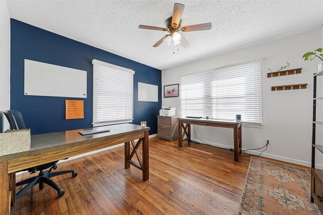 216 Avenue I, Lacy Lakeview, TX 76705