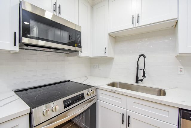 1815 Mustang Springs Drive, Missouri City, TX 77459