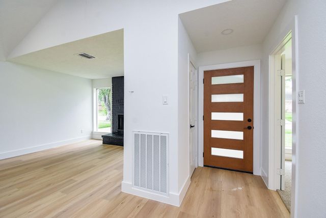 1815 Mustang Springs Drive, Missouri City, TX 77459