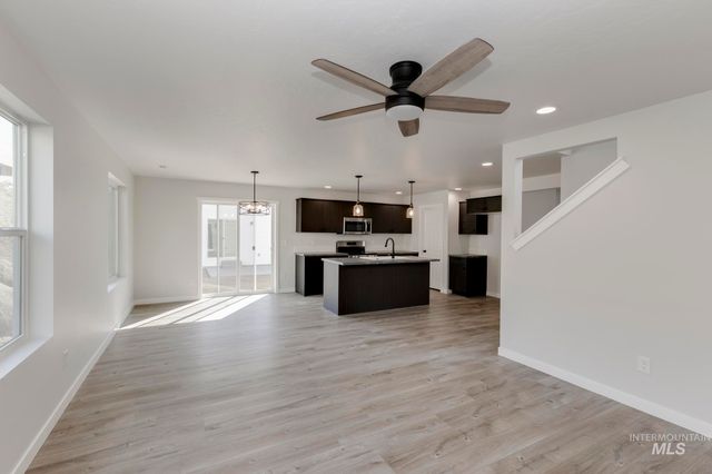 10851 Rutland St, Caldwell, ID 83605