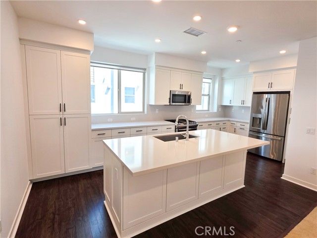 164 Placemark, Irvine, CA 92614