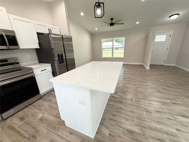 5687 NW 57TH STREET, Ocala, FL 34482