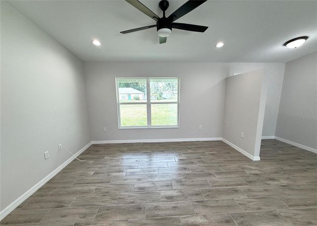 5687 NW 57TH STREET, Ocala, FL 34482