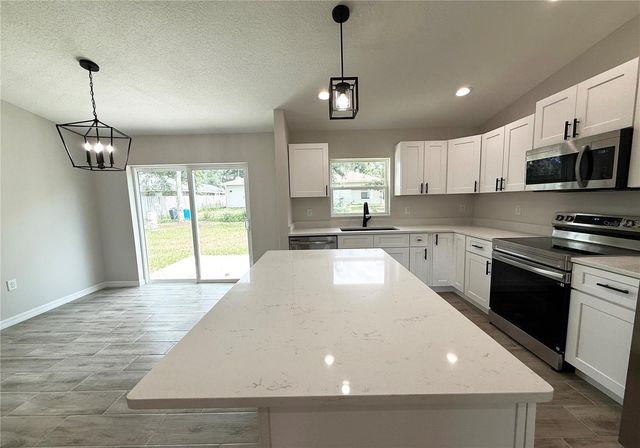 5687 NW 57TH STREET, Ocala, FL 34482