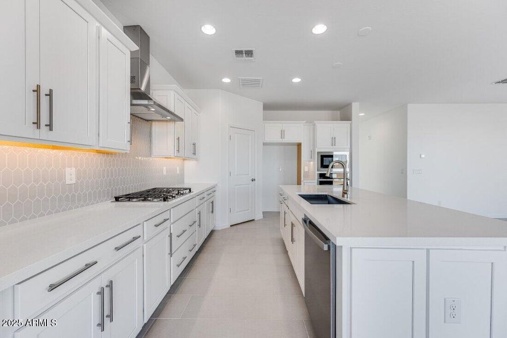 property-img