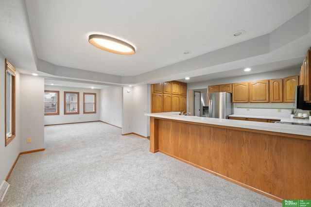 2335 S 123 Street, Omaha, NE 68144