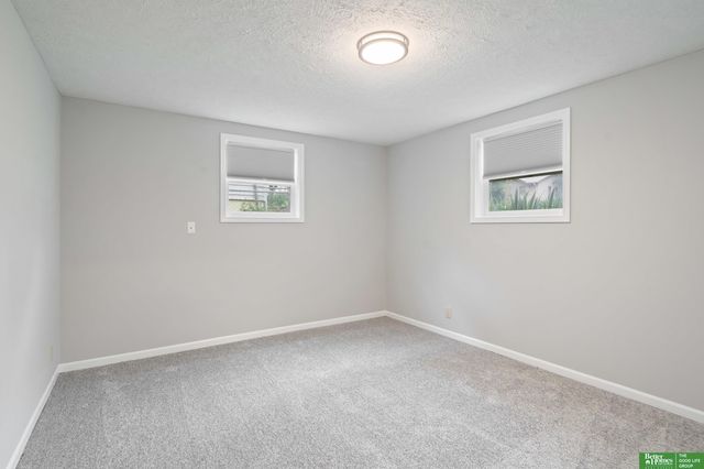 2335 S 123 Street, Omaha, NE 68144
