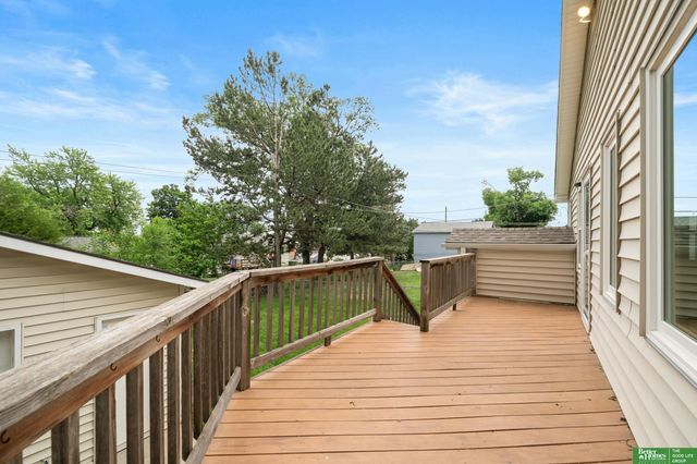 2335 S 123 Street, Omaha, NE 68144