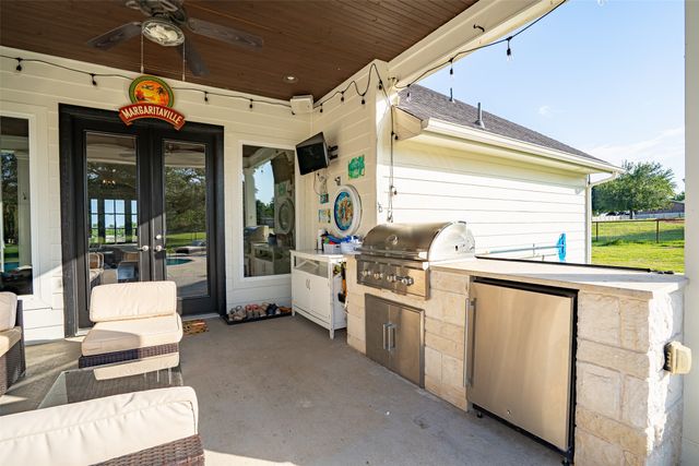 1920 Meander Road, Granbury, TX 76049