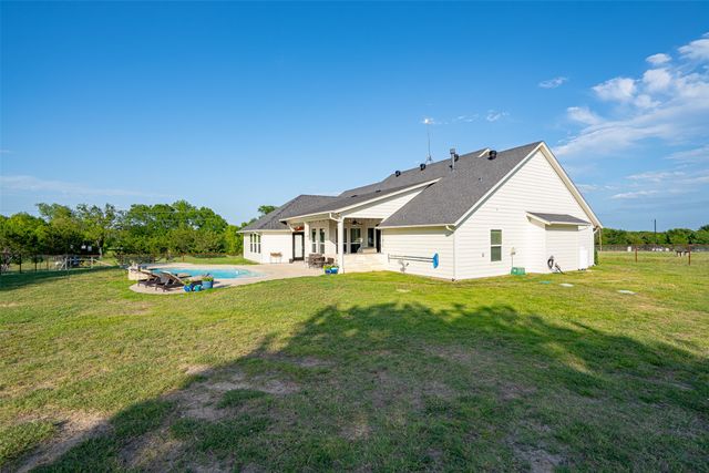 1920 Meander Road, Granbury, TX 76049