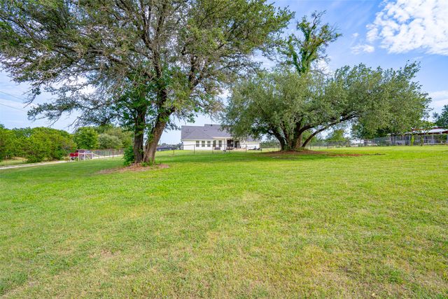 1920 Meander Road, Granbury, TX 76049