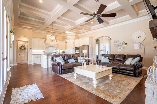 1920 Meander Road, Granbury, TX 76049