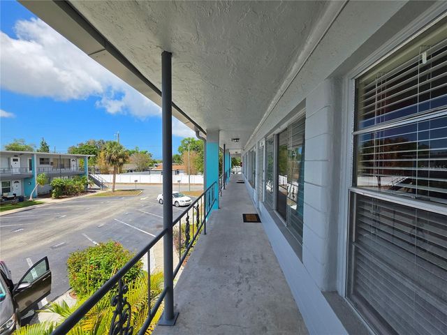 4325 58TH WAY N 1525, Kenneth City, FL 33709