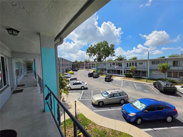 4325 58TH WAY N 1525, Kenneth City, FL 33709