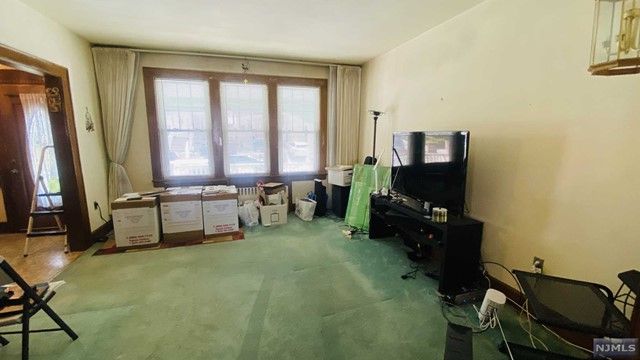 185 Floyd Street, Belleville, NJ 07109