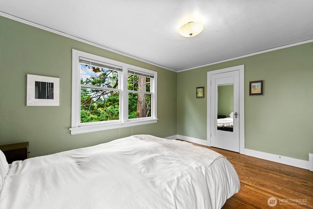 1226 25th Avenue E, Seattle, WA 98112