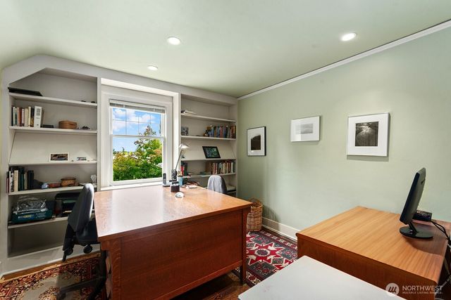 1226 25th Avenue E, Seattle, WA 98112