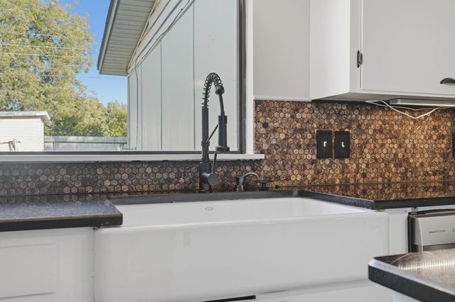 513 Ridgeway Street, Clyde, TX 79510