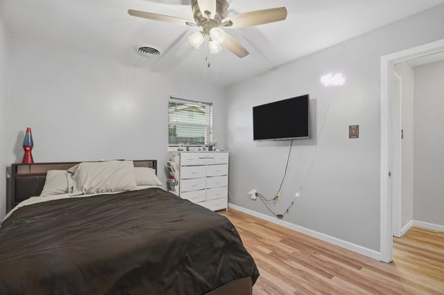 513 Ridgeway Street, Clyde, TX 79510