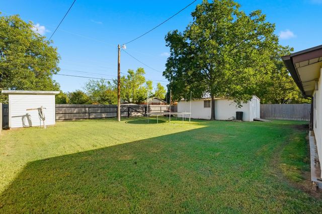 513 Ridgeway Street, Clyde, TX 79510