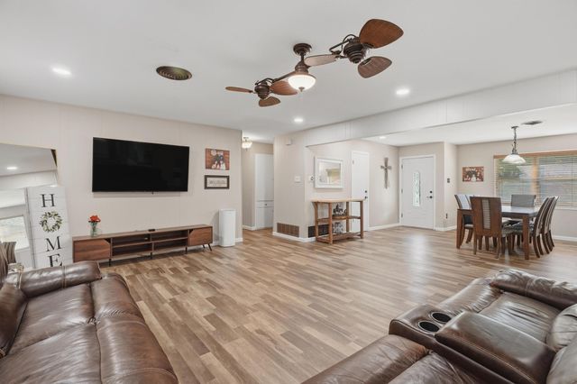 513 Ridgeway Street, Clyde, TX 79510