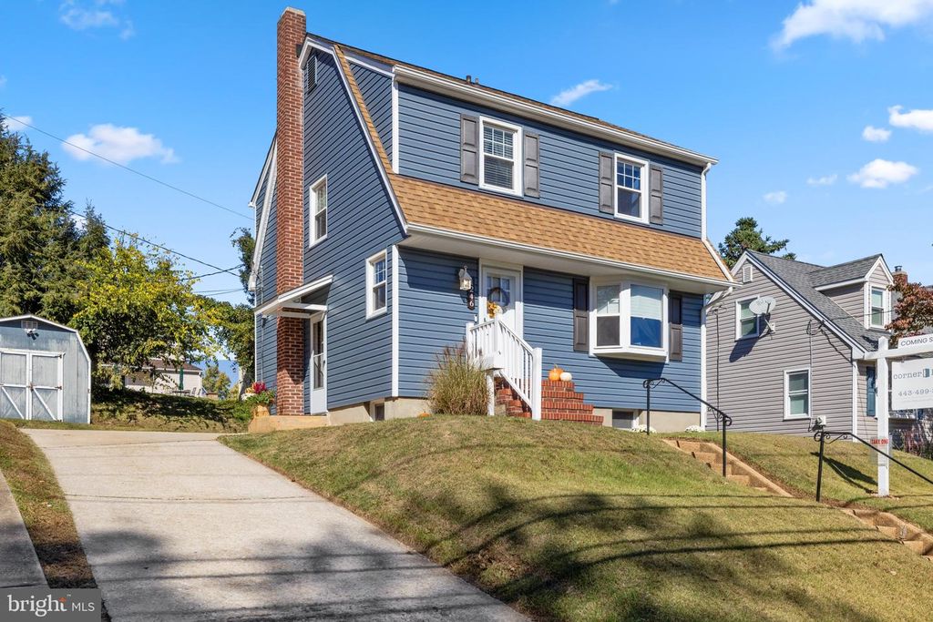 1246 ELM RD, Baltimore, MD 21227