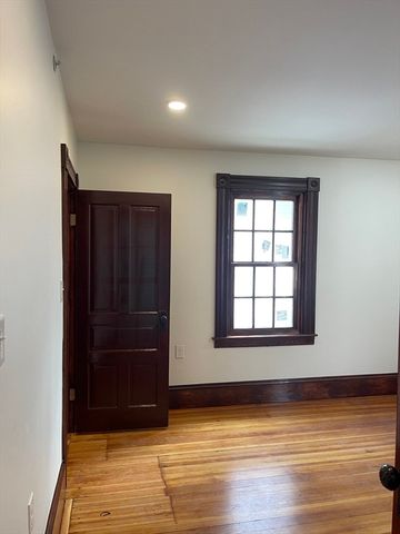 41 Summer St 10, Leominster, MA 01453