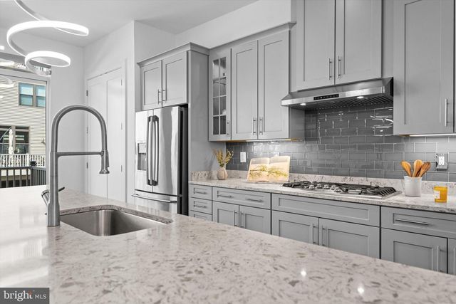 44741 MEDWAY TER, Ashburn, VA 20147