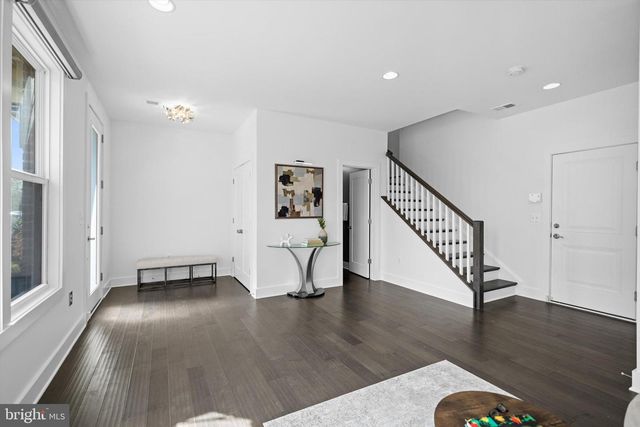 44741 MEDWAY TER, Ashburn, VA 20147