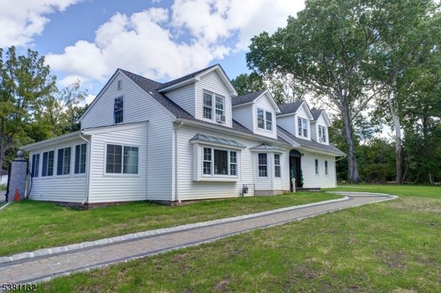 698 Foothill Rd, Bridgewater Twp., NJ 08807