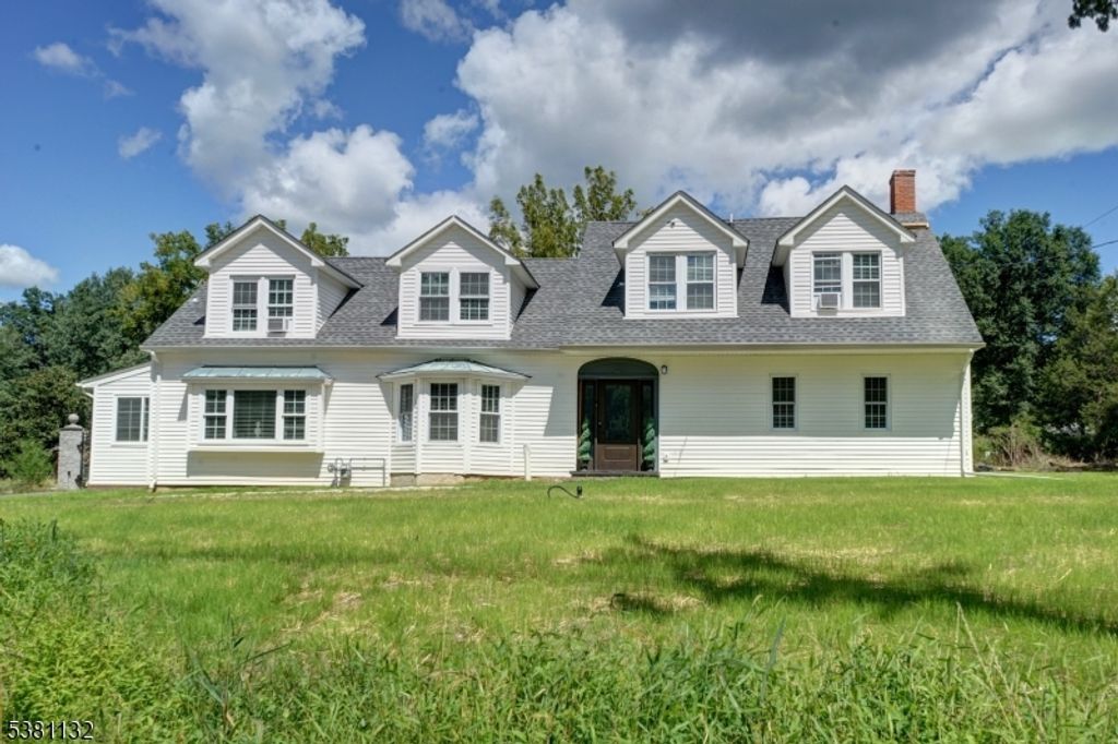 698 Foothill Rd, Bridgewater Twp., NJ 08807