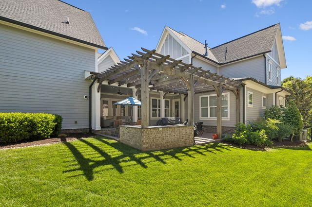 701 Stonewater Blvd, Franklin, TN 37064
