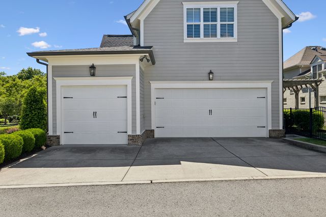 701 Stonewater Blvd, Franklin, TN 37064