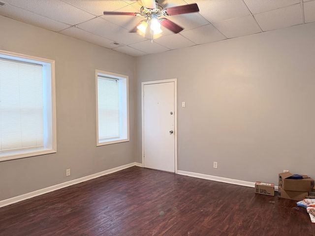 3300 S Ashland Avenue 1R, Chicago, IL 60608