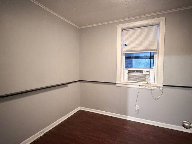 3300 S Ashland Avenue 1R, Chicago, IL 60608