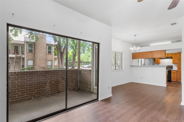 3500 Tangle Brush Drive 193, The Woodlands, TX 77381