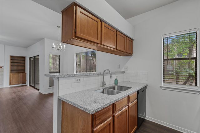 3500 Tangle Brush Drive 193, The Woodlands, TX 77381