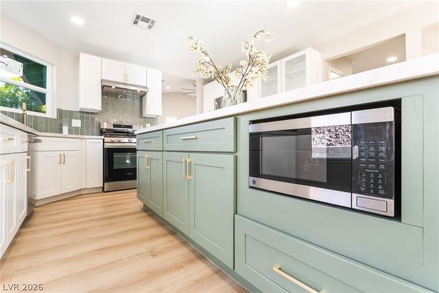 1517 Kirby Drive, Las Vegas, NV 89117