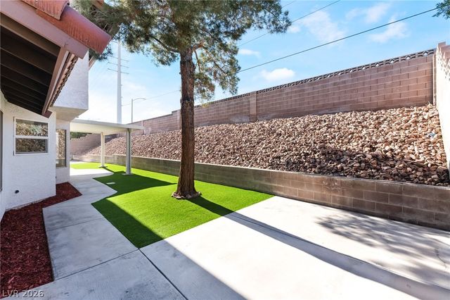 1517 Kirby Drive, Las Vegas, NV 89117