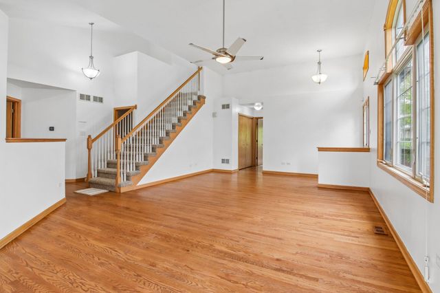 15441 98th Place, Dyer, IN 46311