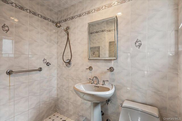 156-14 14th Avenue, Beechhurst, NY 11357