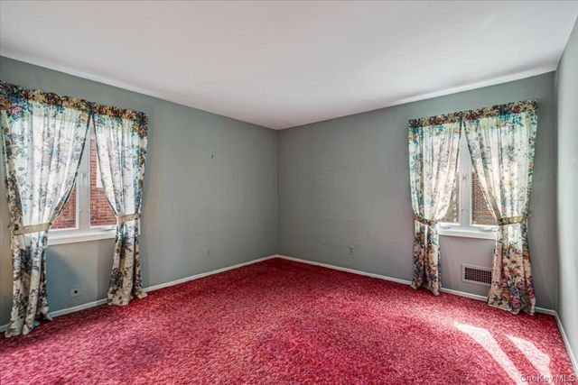 156-14 14th Avenue, Beechhurst, NY 11357
