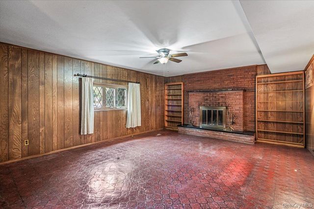 156-14 14th Avenue, Beechhurst, NY 11357