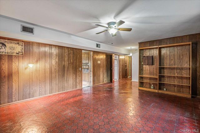 156-14 14th Avenue, Beechhurst, NY 11357