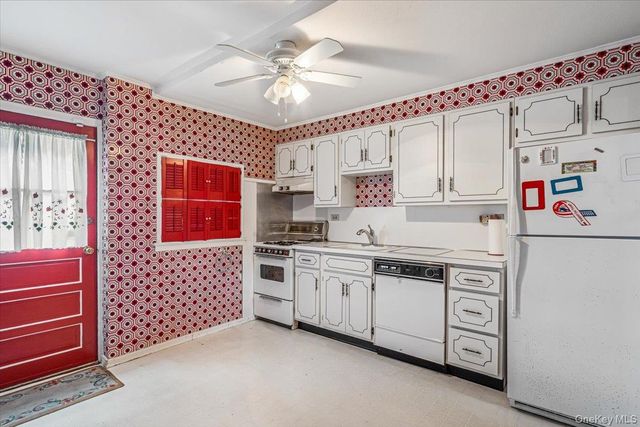 156-14 14th Avenue, Beechhurst, NY 11357