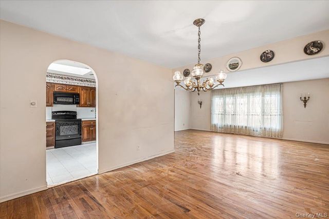 156-14 14th Avenue, Beechhurst, NY 11357