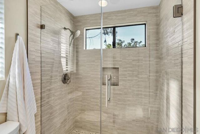 8870 Villa La Jolla Dr 205, La Jolla, CA 92037