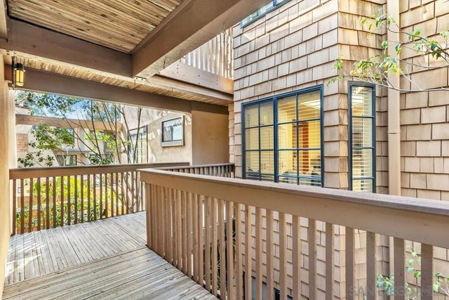 8870 Villa La Jolla Dr 205, La Jolla, CA 92037